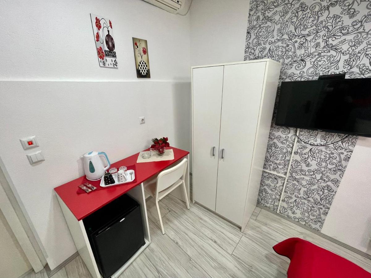 Apartmani Aleksandra U Centru Grada 크라구예바츠 외부 사진
