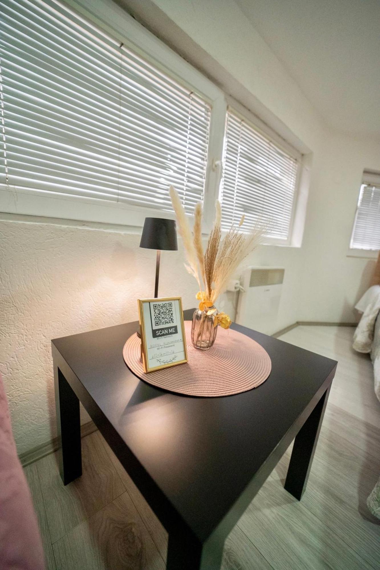 Apartmani Aleksandra U Centru Grada 크라구예바츠 외부 사진