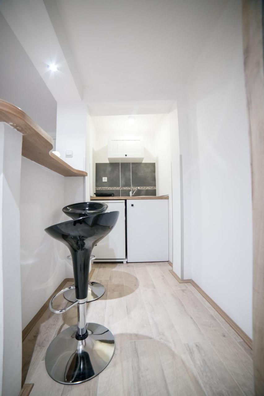 Apartmani Aleksandra U Centru Grada 크라구예바츠 외부 사진